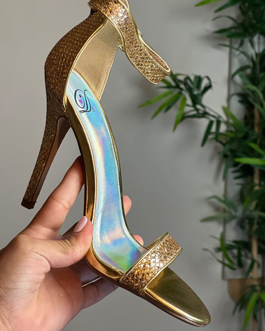 GOLD HEELS